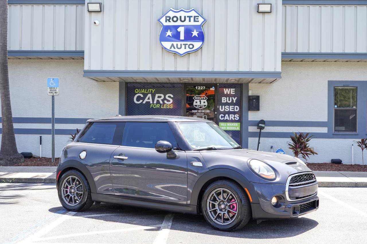 Used 2015 MINI Cooper S FWD image 5