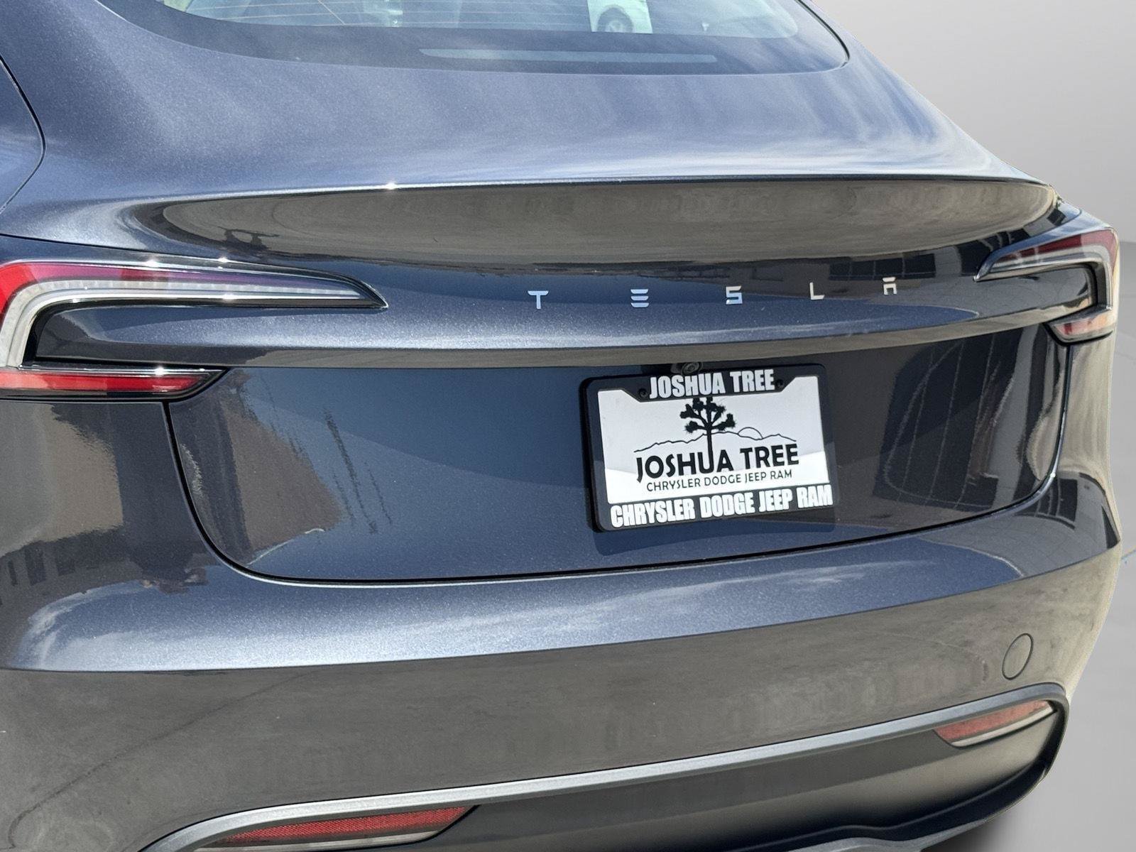 Used 2025 Tesla Model 3 Long Range RWD image 11