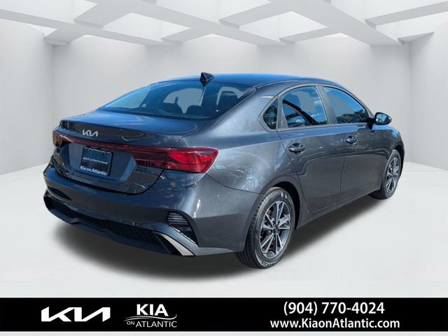 Used 2024 Kia Forte LXS image 3