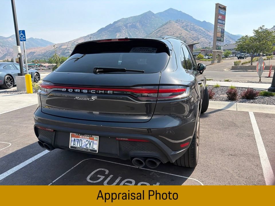 Certified 2023 Porsche Macan S AWD/4WD image 12
