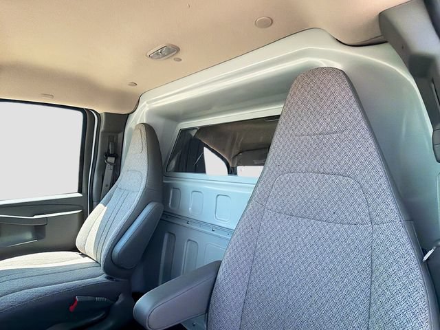 New 2026 Chevrolet Express 2500 w/ Driver Convenience Package RWD image 17