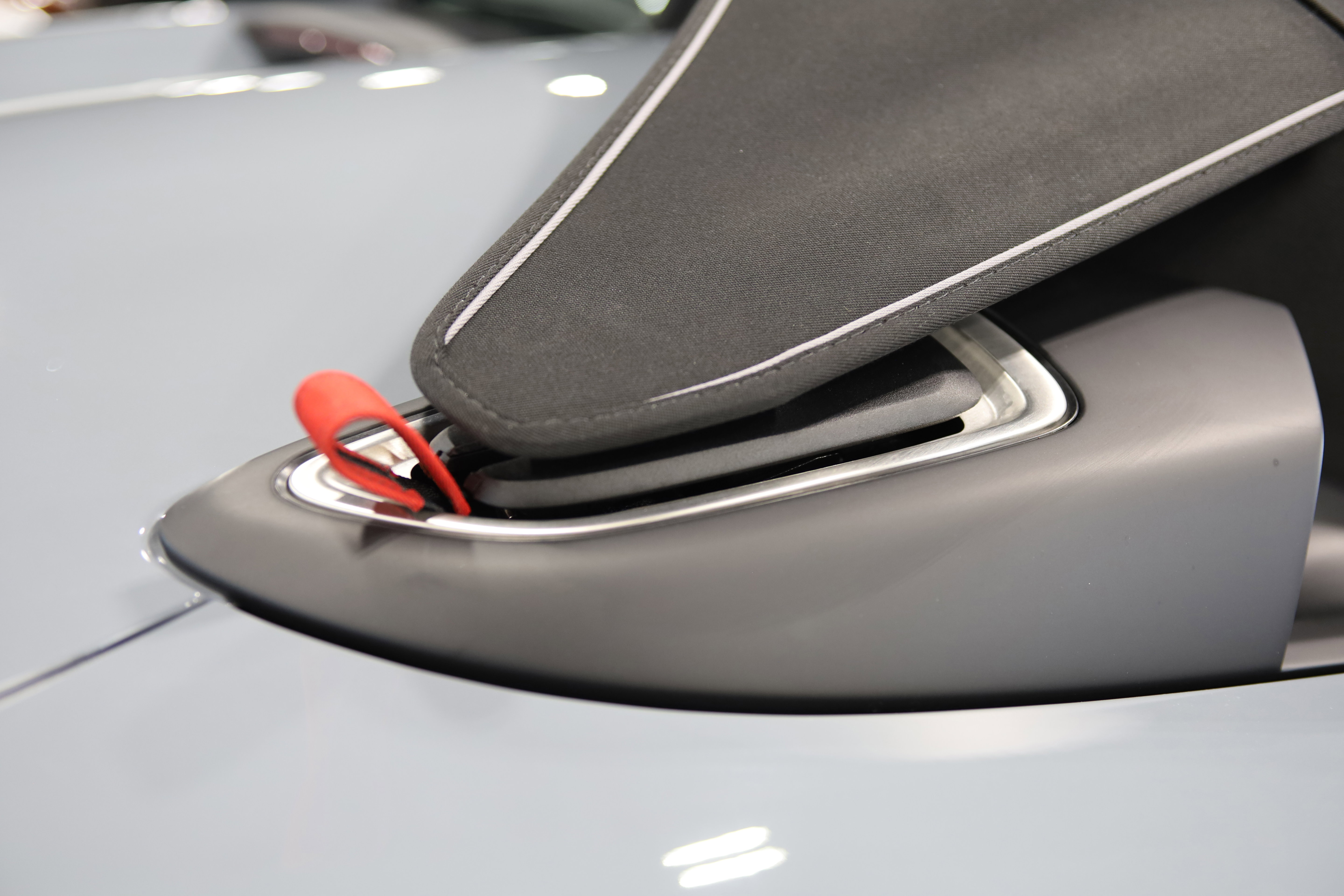 Used 2025 Porsche 718 Boxster Spyder RS w/ Chrono Package RWD image 9
