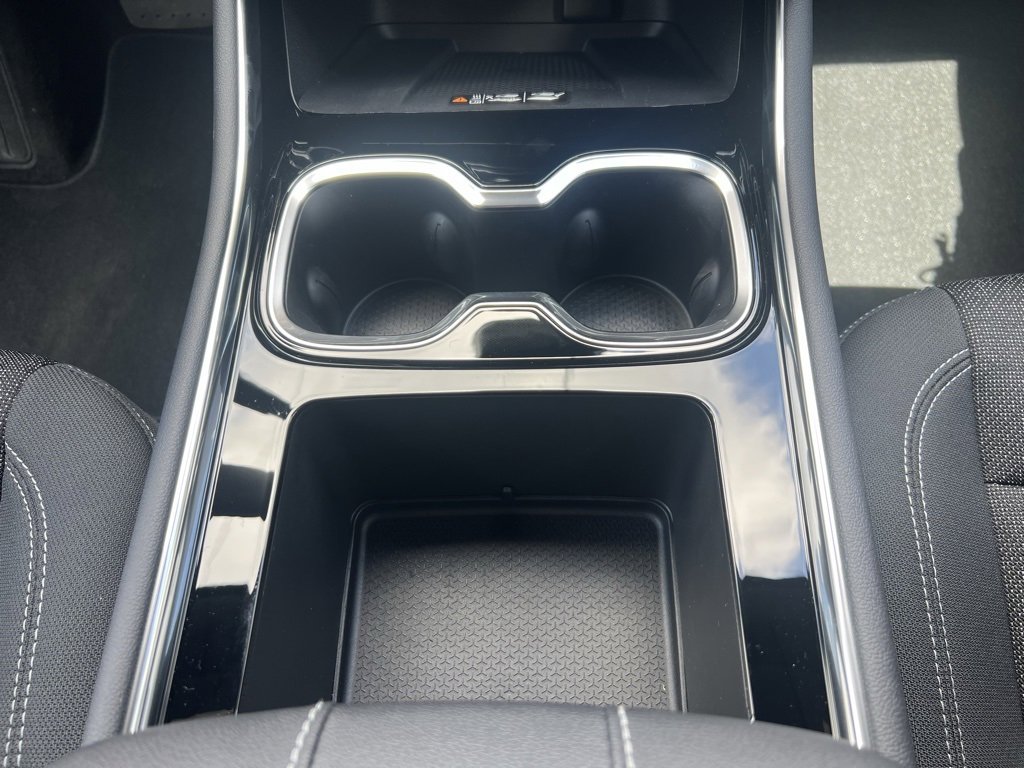 New 2025 Chevrolet Traverse LT image 25