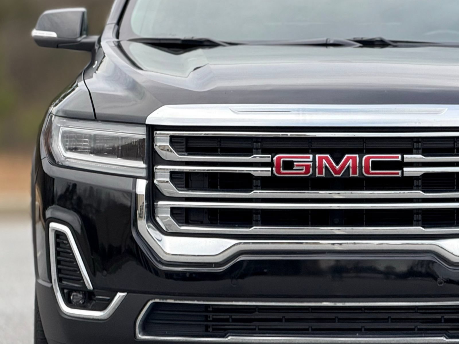 Used 2023 GMC Acadia SLT FWD image 13