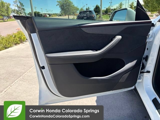Used 2026 Tesla Model Y AWD image 11