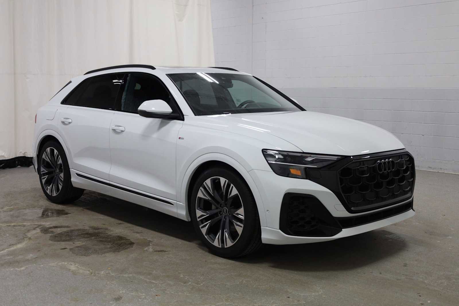 New 2026 Audi Q8 Premium Plus image 13