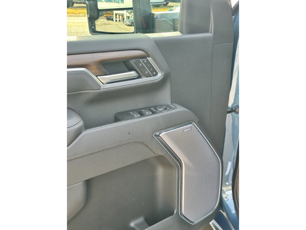 New 2026 Chevrolet Silverado 2500 High Country w/ Technology Package image 7