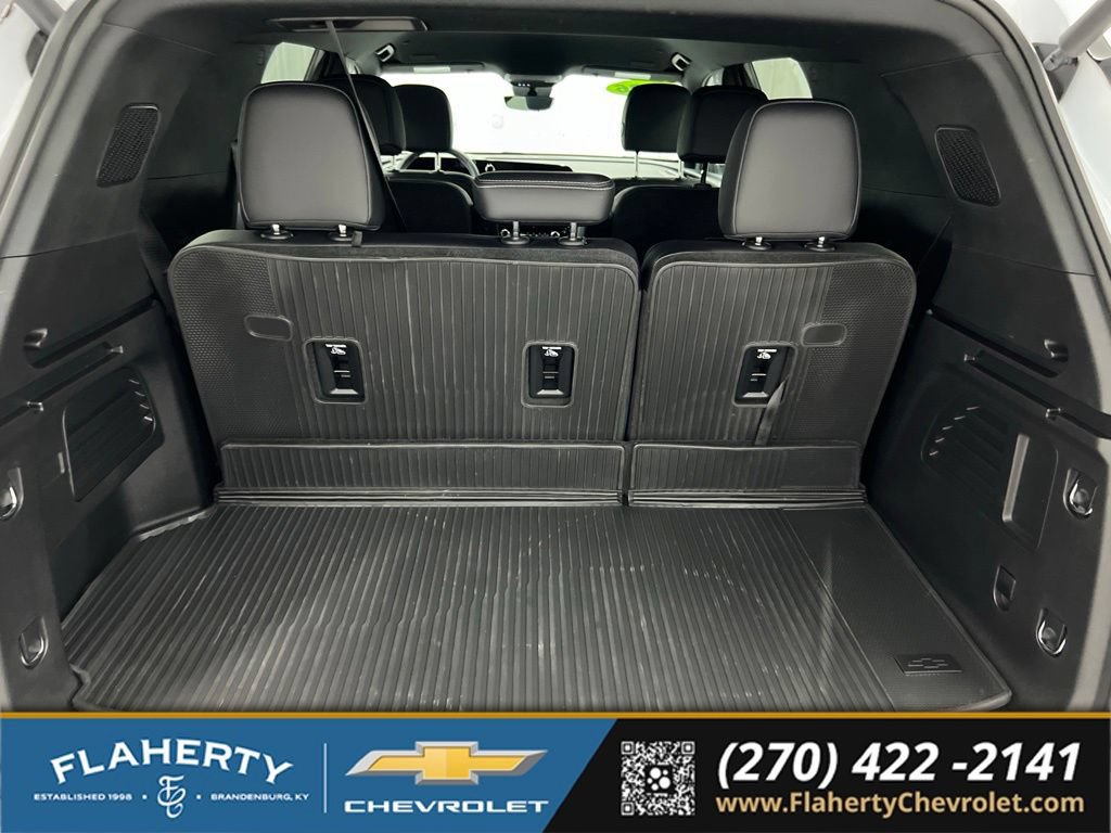 Used 2026 Chevrolet Traverse LT w/ Driver Confidence Package FWD image 19