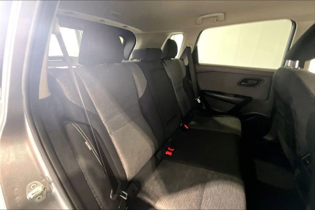 Used 2021 Nissan Rogue S AWD/4WD image 26
