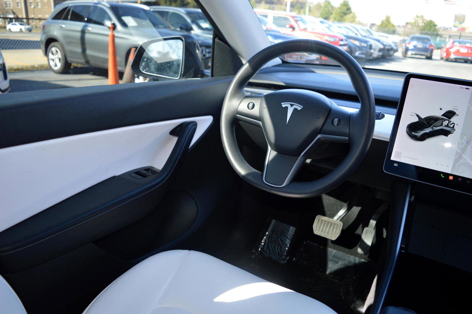 Used 2021 Tesla Model Y 2WD image 18