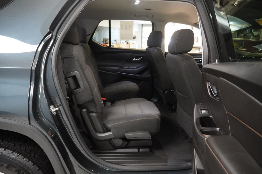 Used 2019 Chevrolet Traverse LT w/ LPO, Cargo Package AWD/4WD image 25