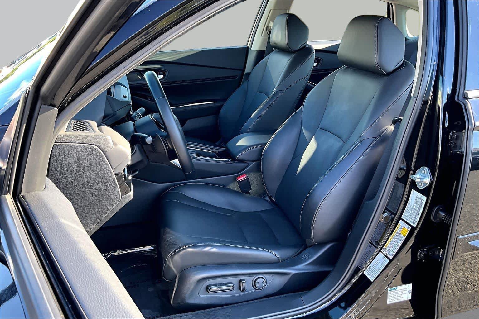 Used 2023 Honda Accord Touring image 8
