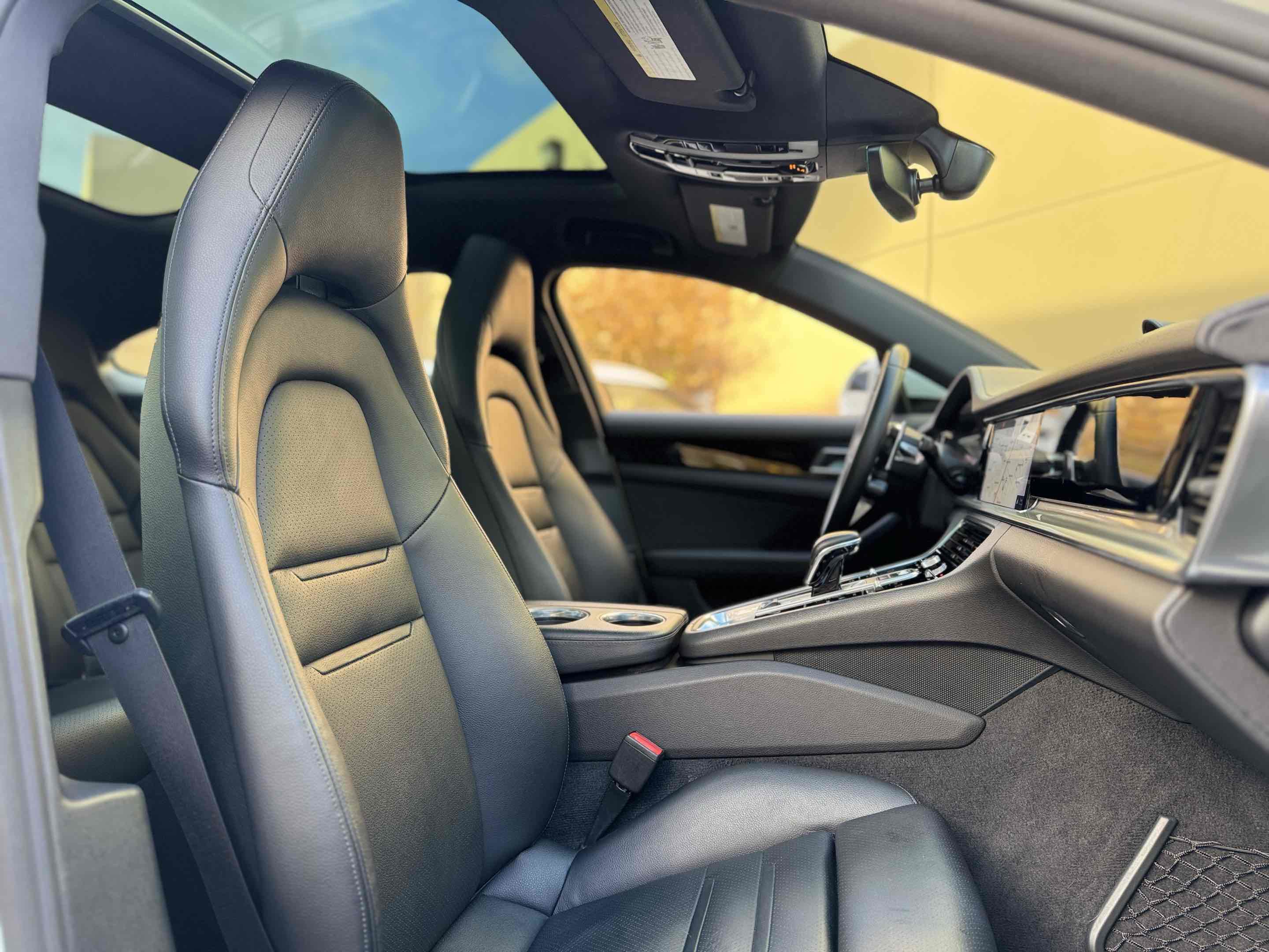 Used 2020 Porsche Panamera 4 image 29