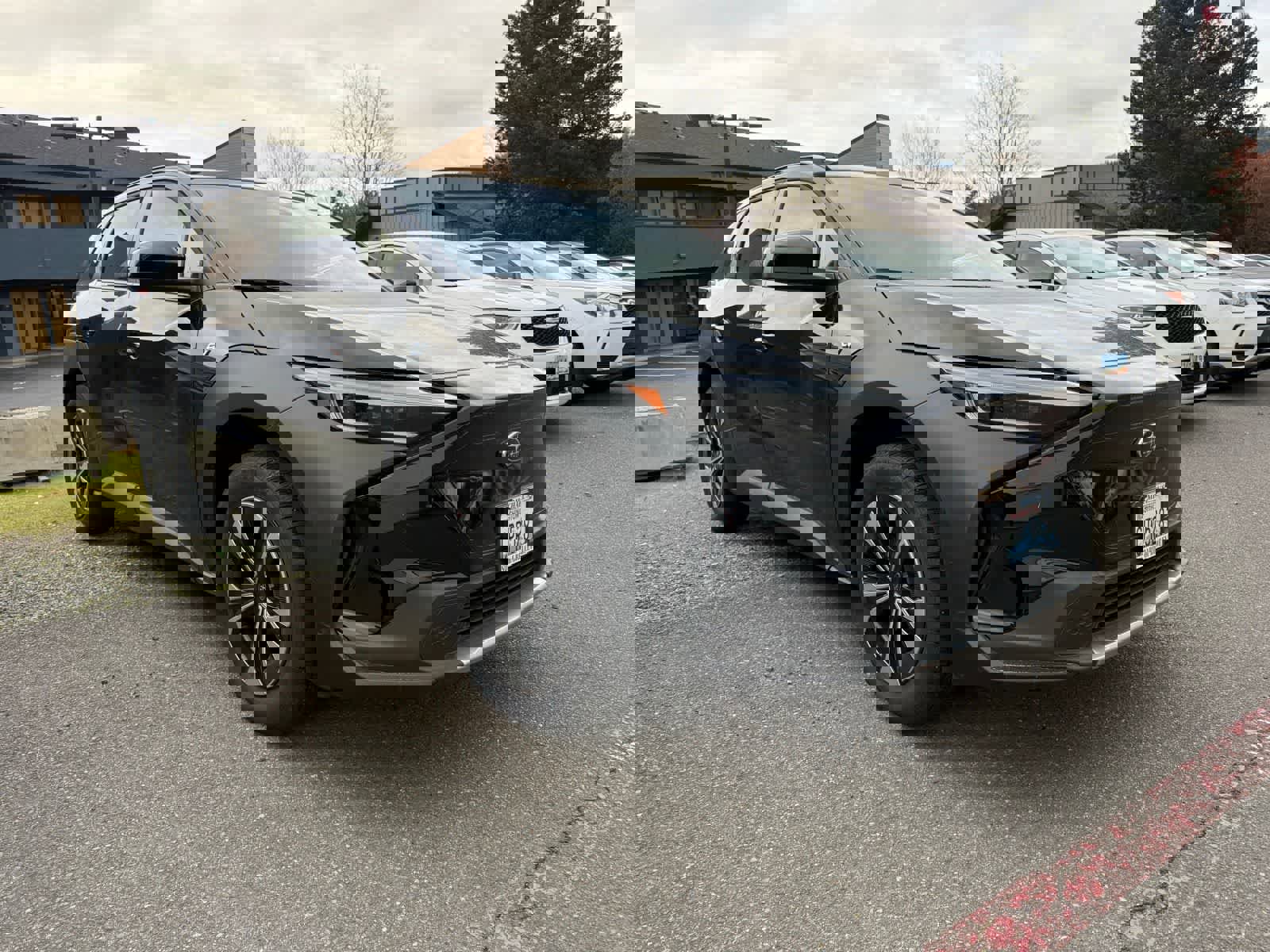 Used 2024 Subaru Solterra Premium image 4