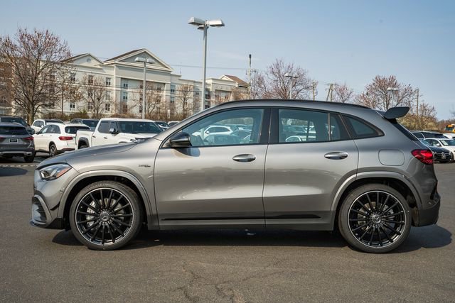 New 2026 Mercedes-Benz GLA 35 AMG 4MATIC image 4