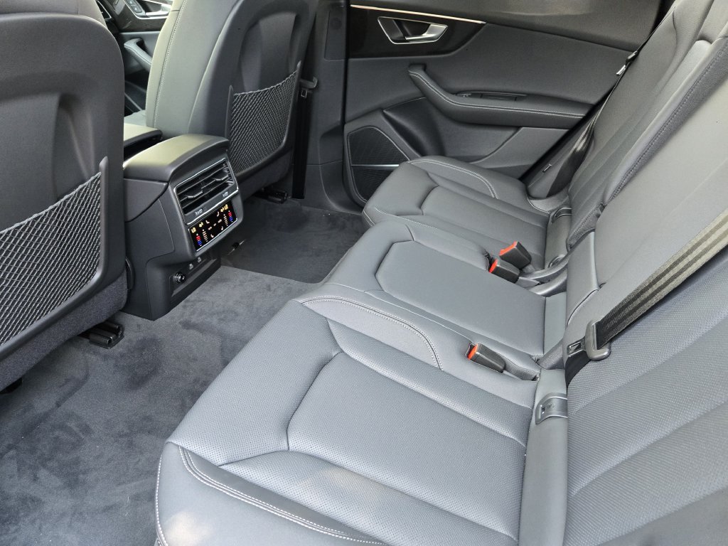 New 2027 Audi Q8 Premium Plus AWD/4WD image 35