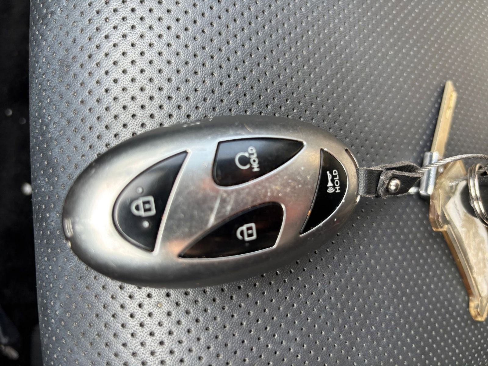 Used 2025 Hyundai Santa Fe SEL image 21