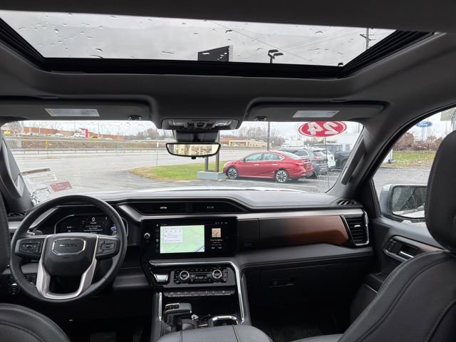 Used 2024 GMC Sierra 1500 Denali w/ Denali Reserve Package AWD/4WD image 18