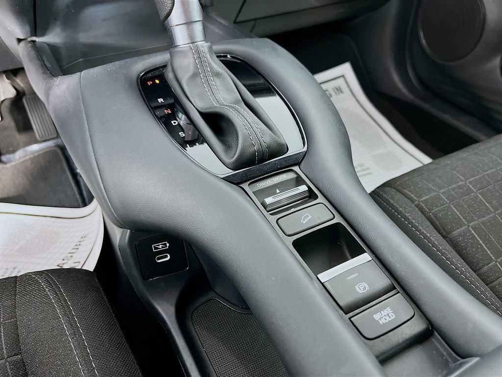 Used 2025 Honda HR-V LX image 22