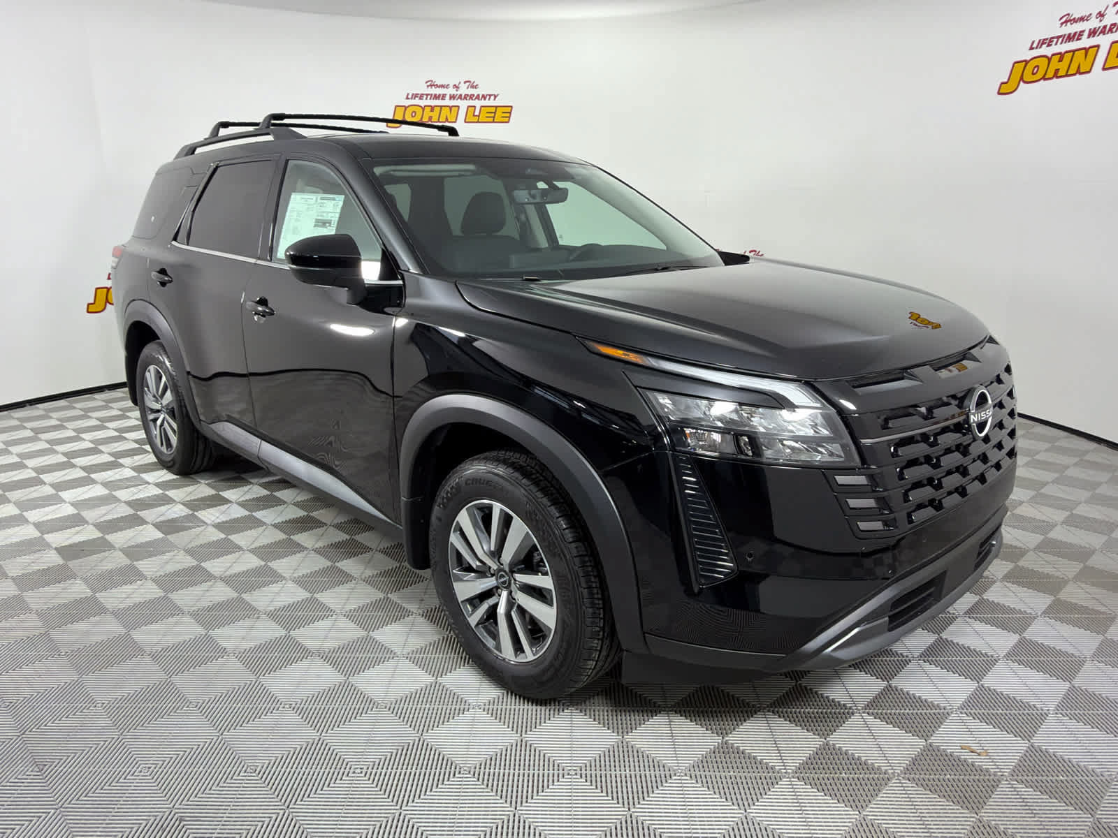 New 2026 Nissan Pathfinder SL FWD image 8