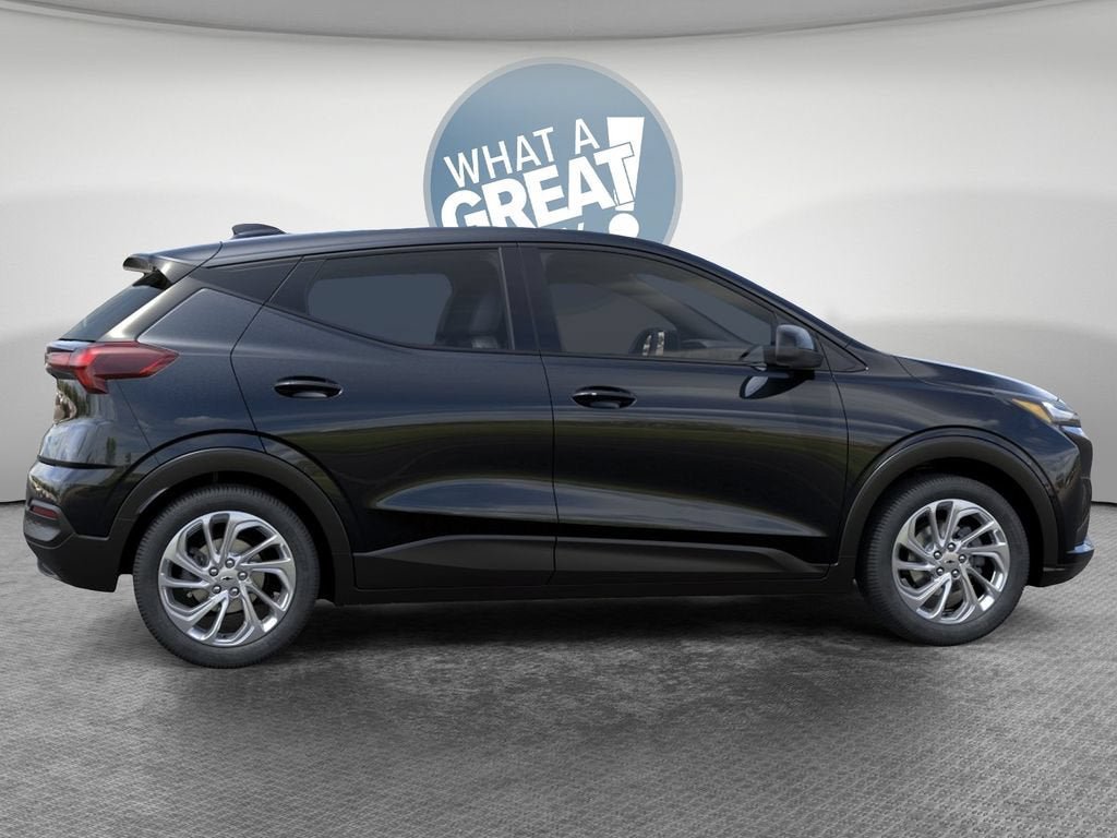 New 2027 Chevrolet Bolt LT w/ Comfort Package FWD image 5