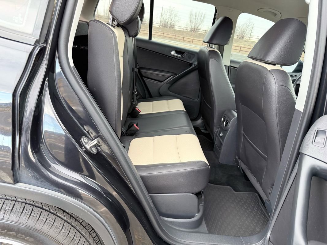 Used 2016 Volkswagen Tiguan S image 18