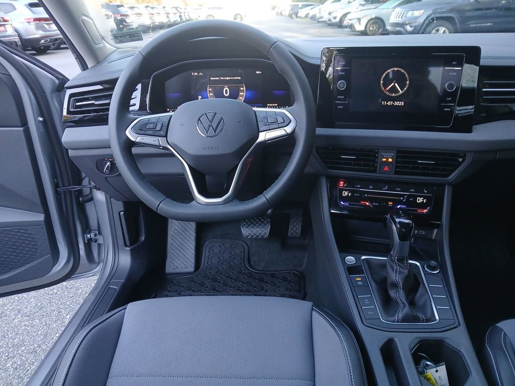 New 2026 Volkswagen Jetta SE image 13