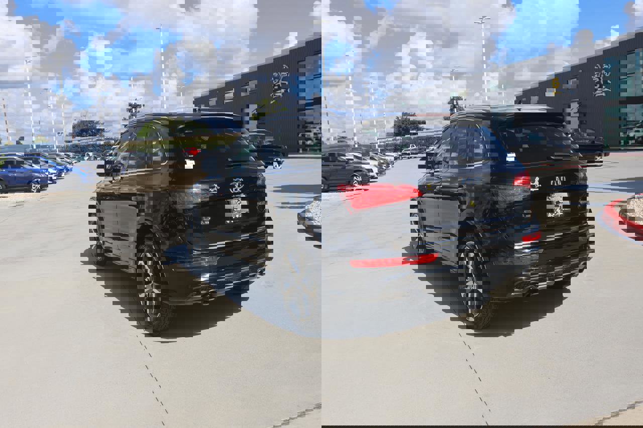 Used 2017 Audi Q5 3.0T Premium Plus w/ Technology Package image 3