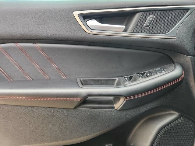 Certified 2024 Ford Edge ST-Line AWD/4WD image 21