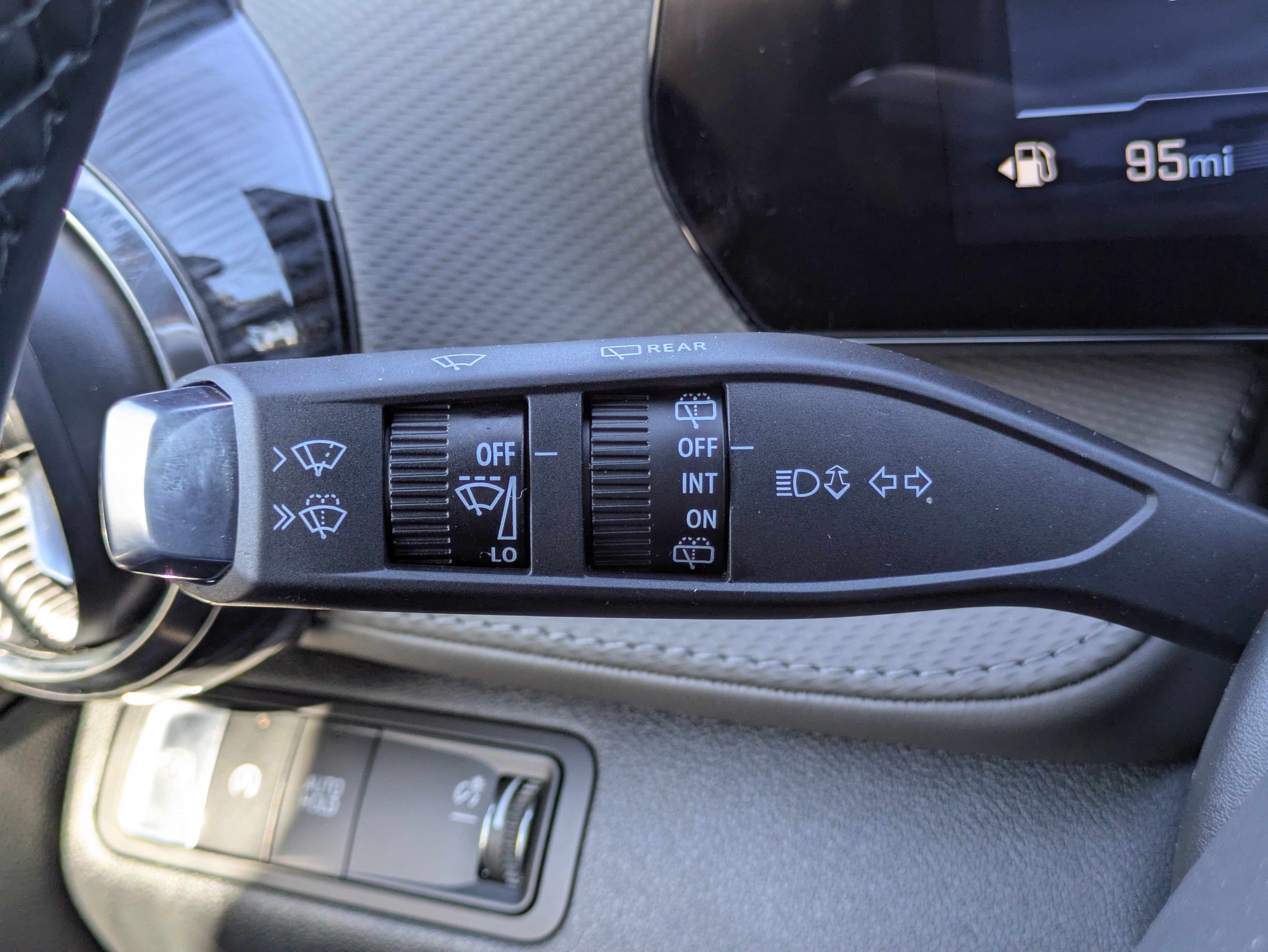 New 2026 Chevrolet Equinox LT w/ Convenience Package II image 20