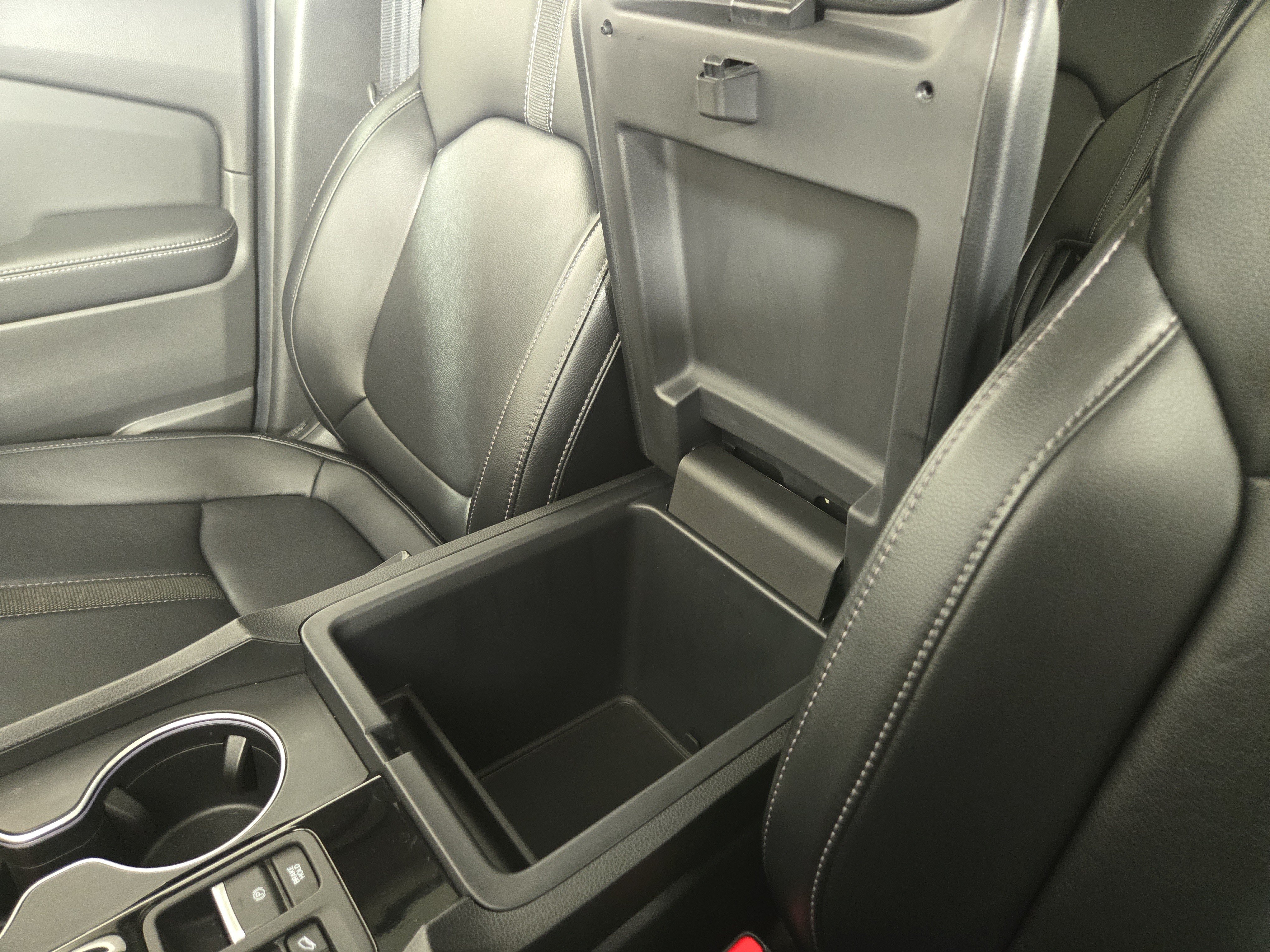 Used 2025 Honda Pilot Touring image 30
