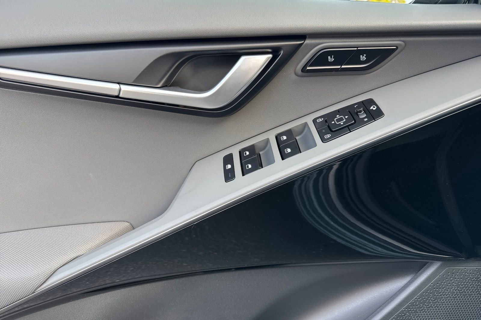 New 2026 Kia Niro SX image 11