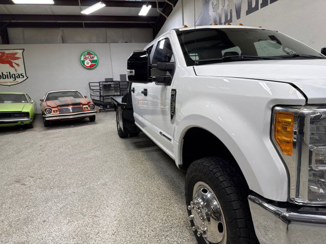 Used 2018 Ford F350 XL w/ Power Equipment Group image 49