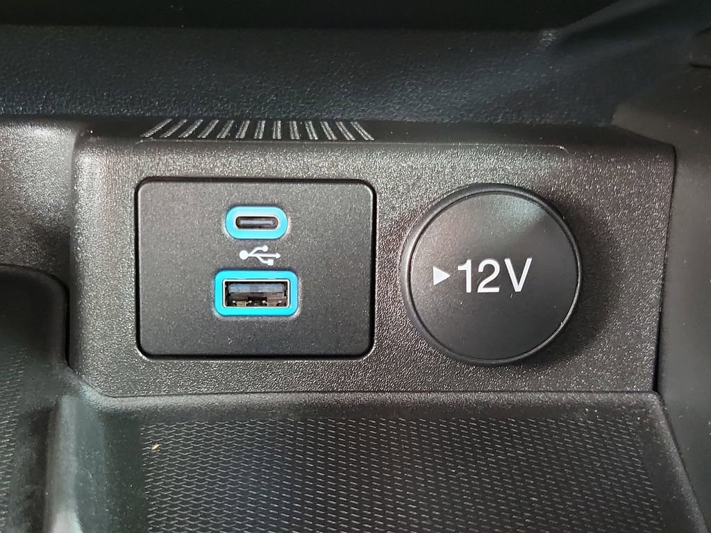Used 2023 Ford Escape Active w/ Tech Pack #2 AWD/4WD image 30