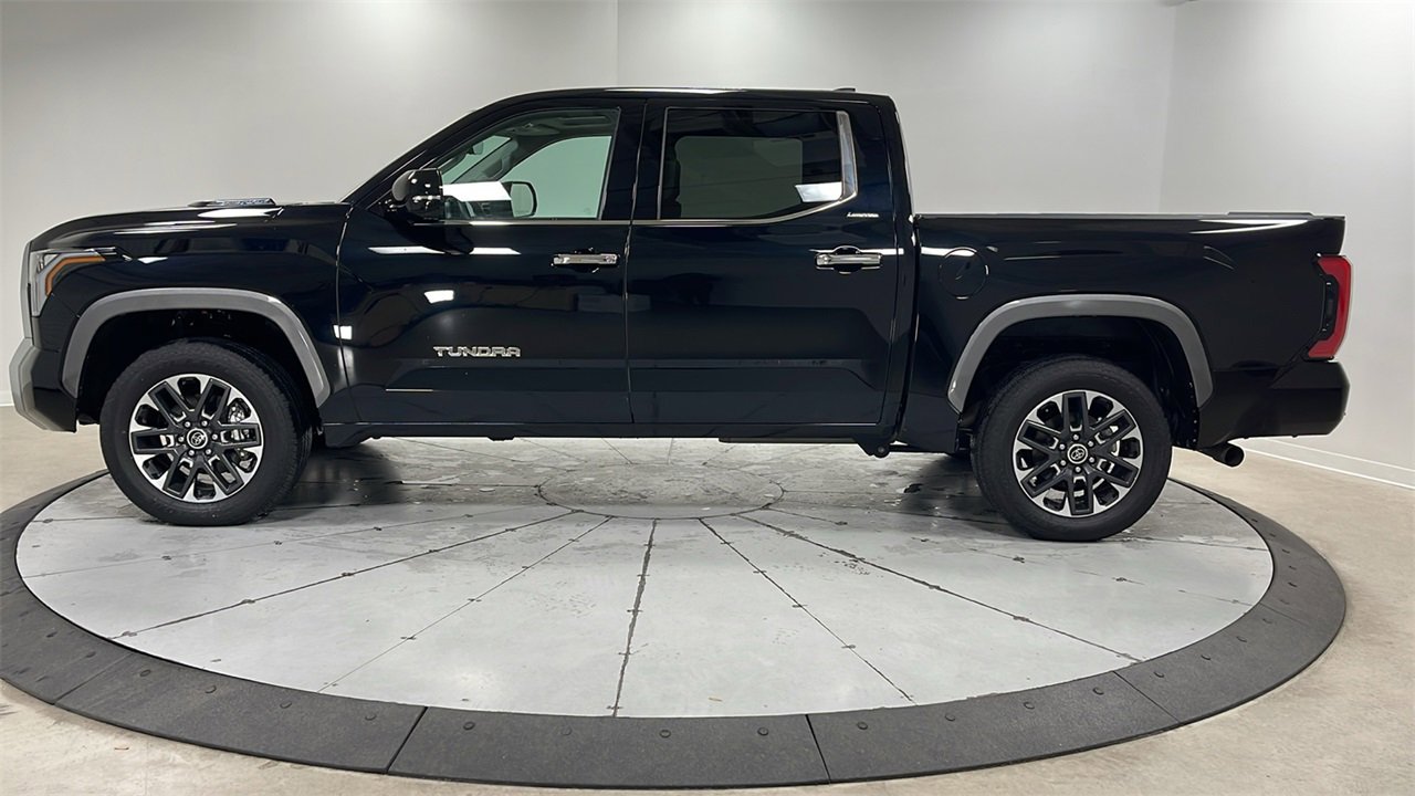 Used 2024 Toyota Tundra Limited image 8