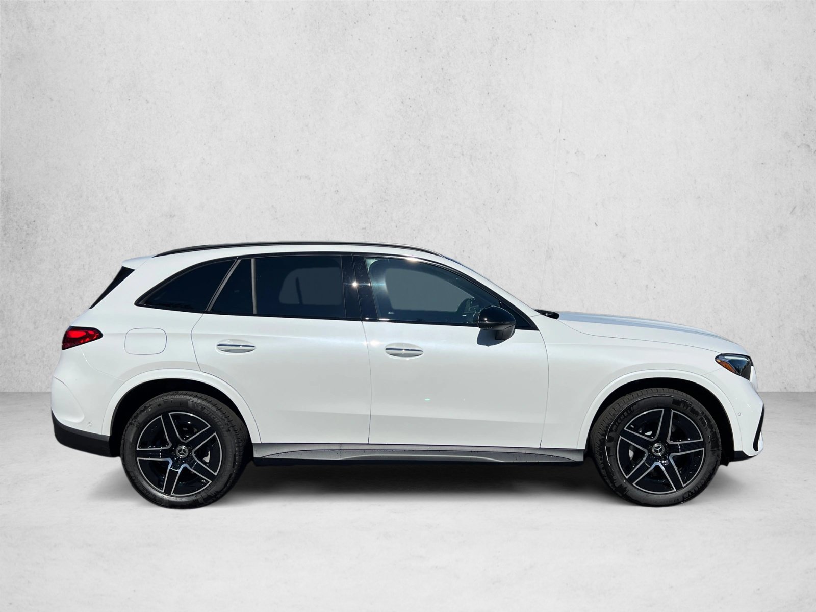 New 2026 Mercedes-Benz GLC 300 4MATIC image 4