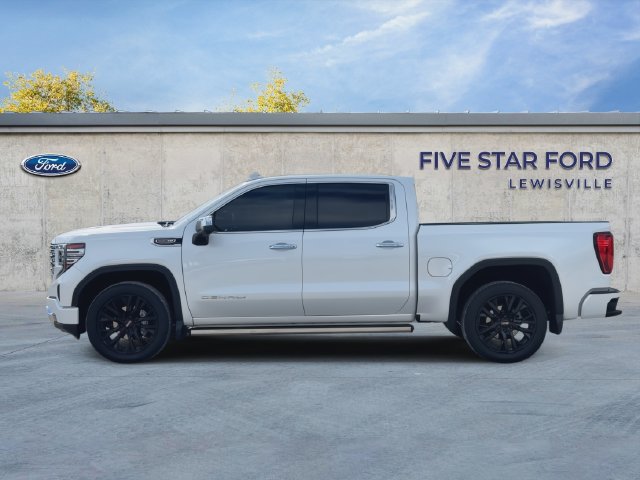 Used 2023 GMC Sierra 1500 Denali w/ Technology Package AWD/4WD image 5
