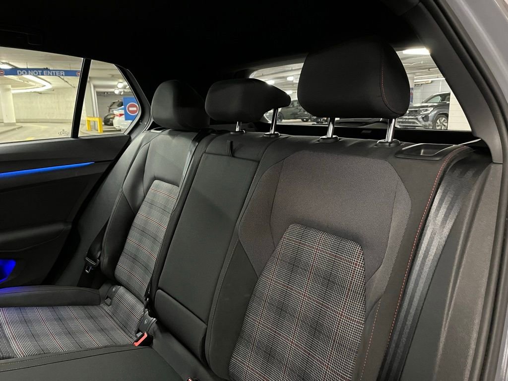 Used 2022 Volkswagen GTI SE image 21