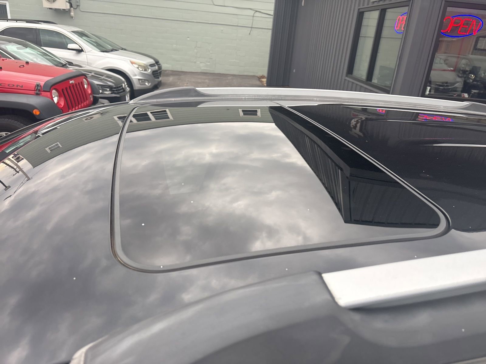 Used 2015 Buick Encore Premium image 10