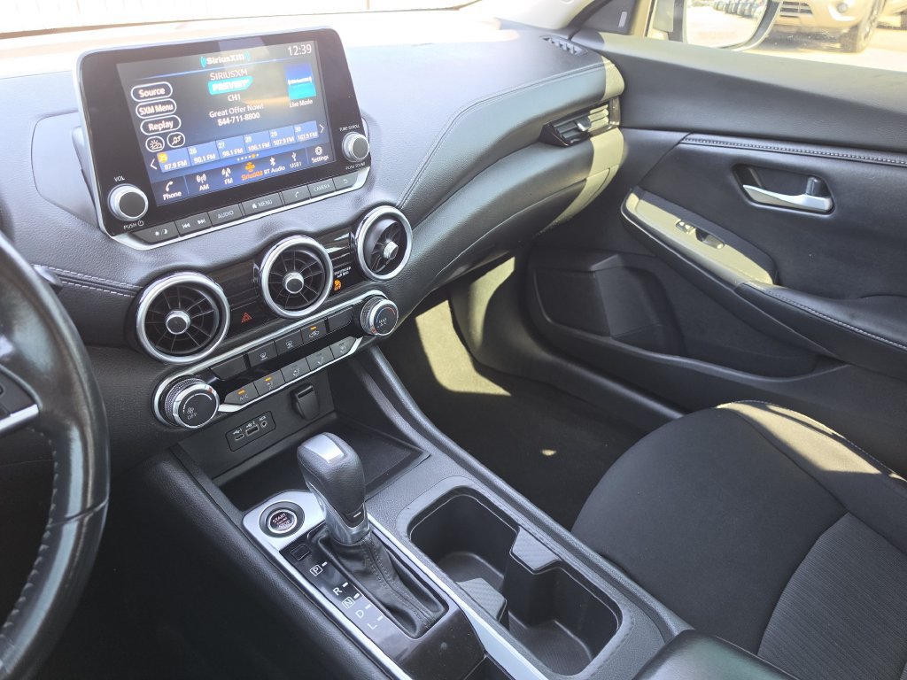 Certified 2022 Nissan Sentra SV FWD image 14