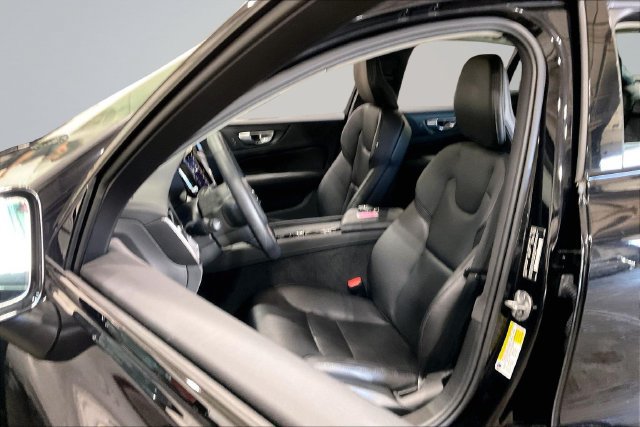 Used 2024 Volvo S60 B5 Core w/ Climate Package AWD/4WD image 27