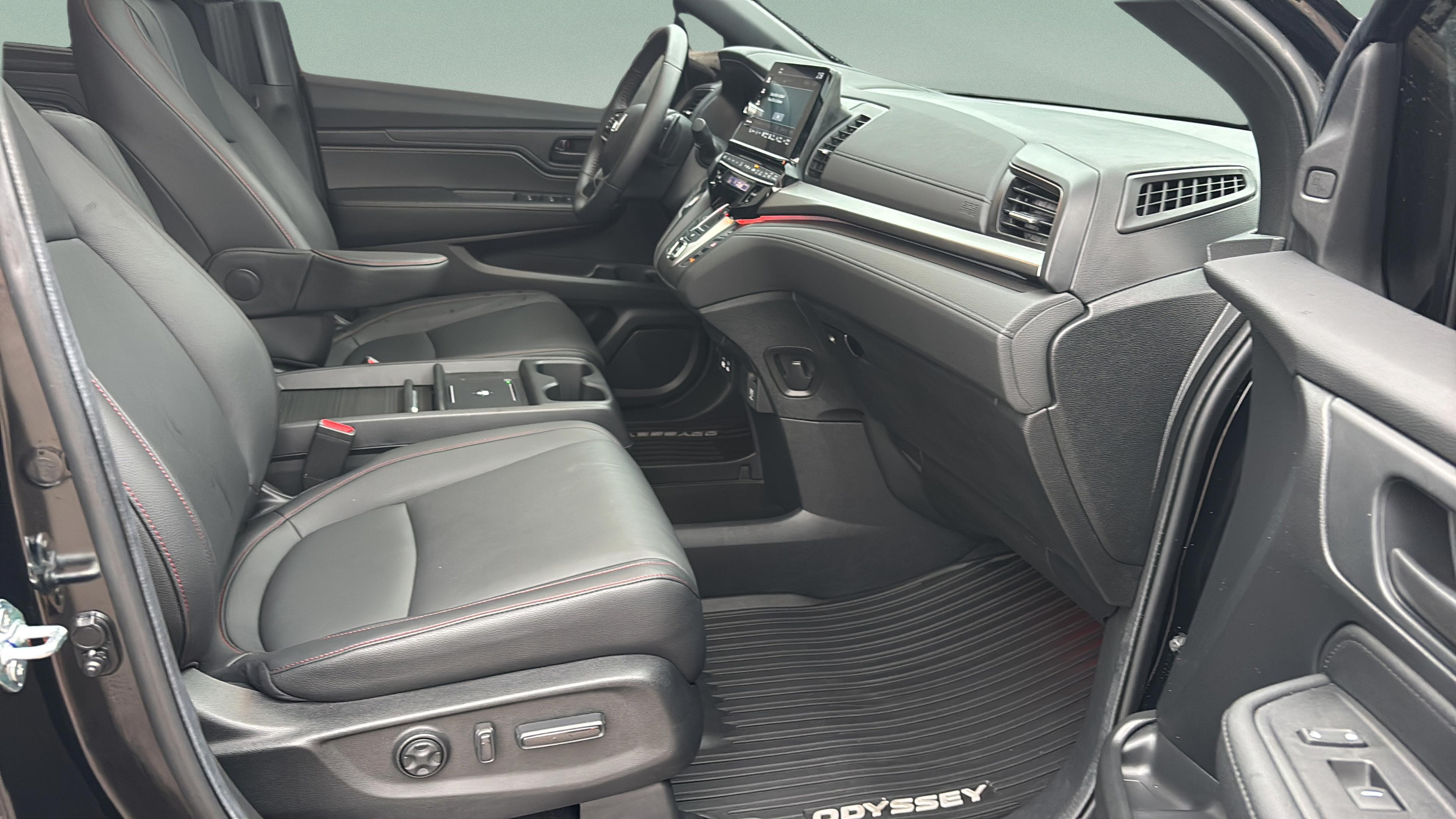 Certified 2026 Honda Odyssey Sport-L image 24