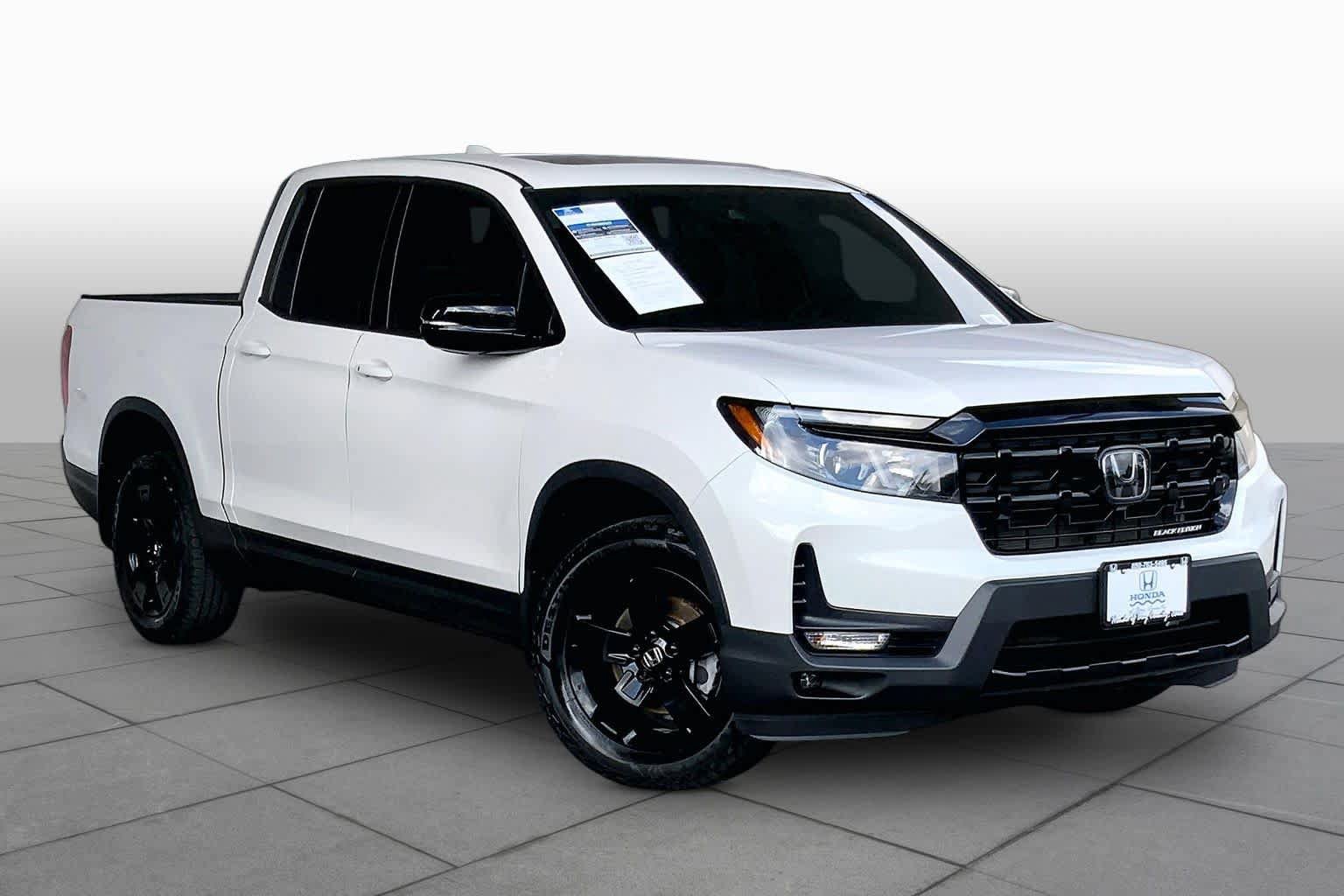 Used 2024 Honda Ridgeline Black Edition image 3