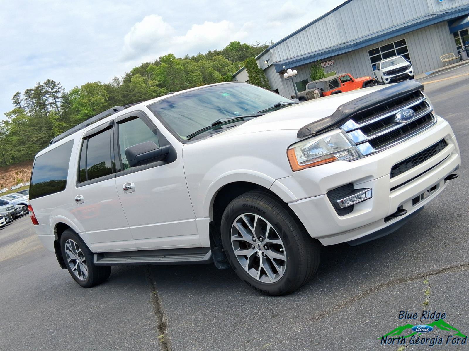 Used 2016 Ford Expedition EL XLT w/ Equipment Group 202A AWD/4WD image 27
