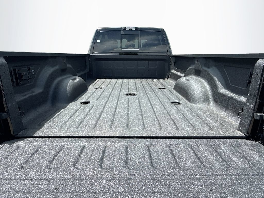 New 2026 RAM 3500 Limited AWD/4WD image 29