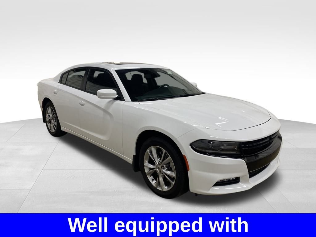 Used 2021 Dodge Charger SXT w/ Driver Convenience Group image 3