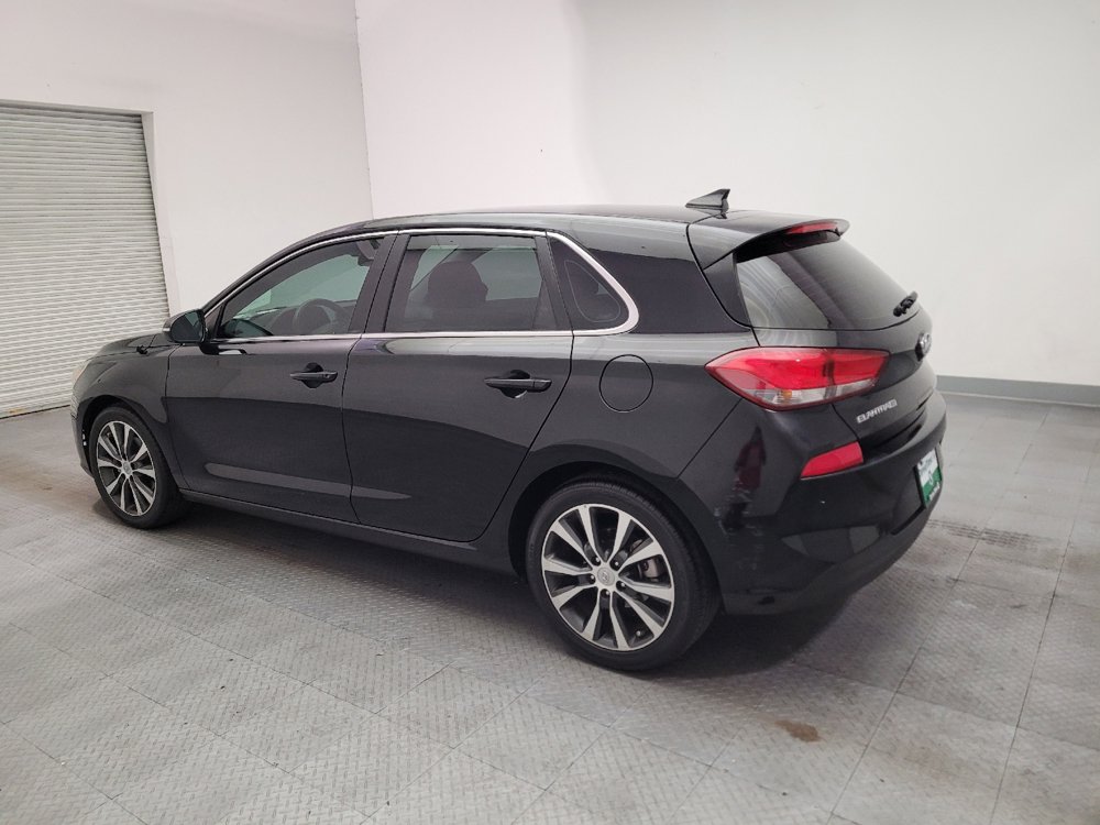 Used 2018 Hyundai Elantra GT w/ Style Package 02 FWD image 3