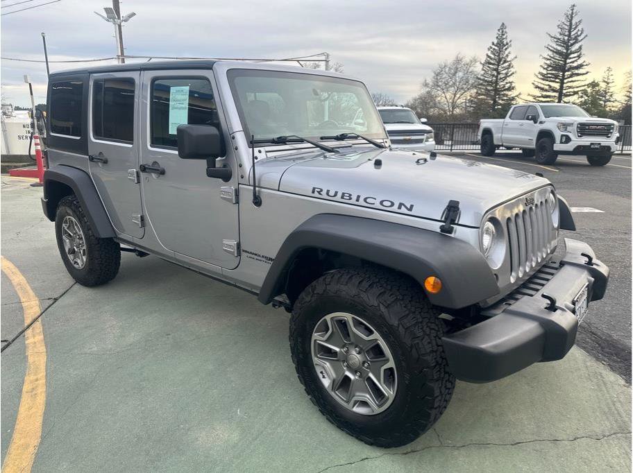 Used 2018 Jeep Wrangler Unlimited Rubicon w/ Connectivity Group image 6