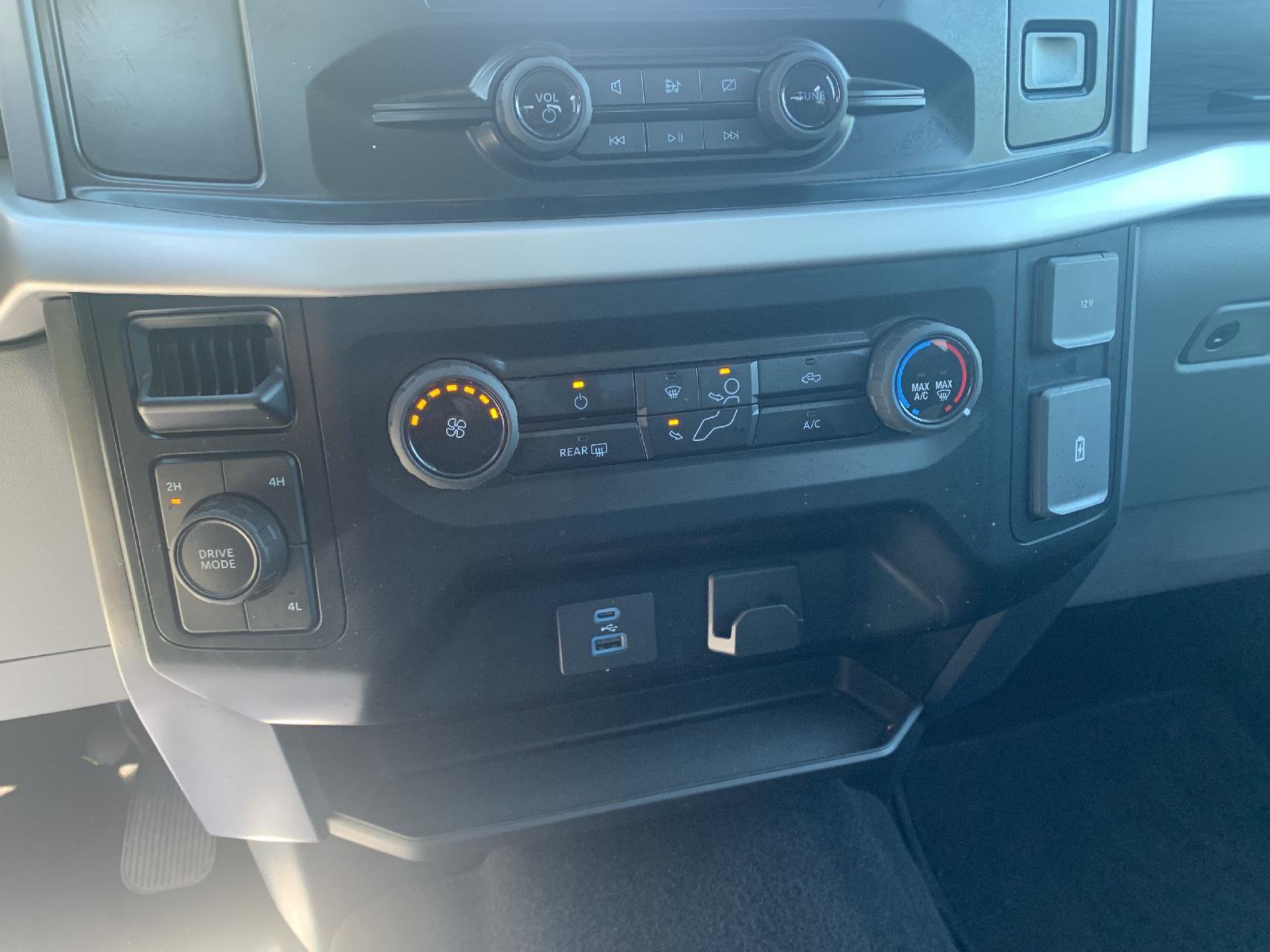 Used 2023 Ford F150 XLT image 16