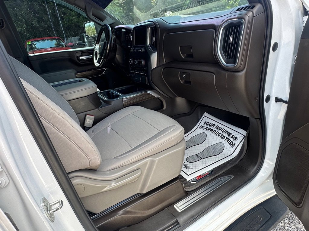 Used 2021 Chevrolet Silverado 2500 LT w/ Convenience Package image 14